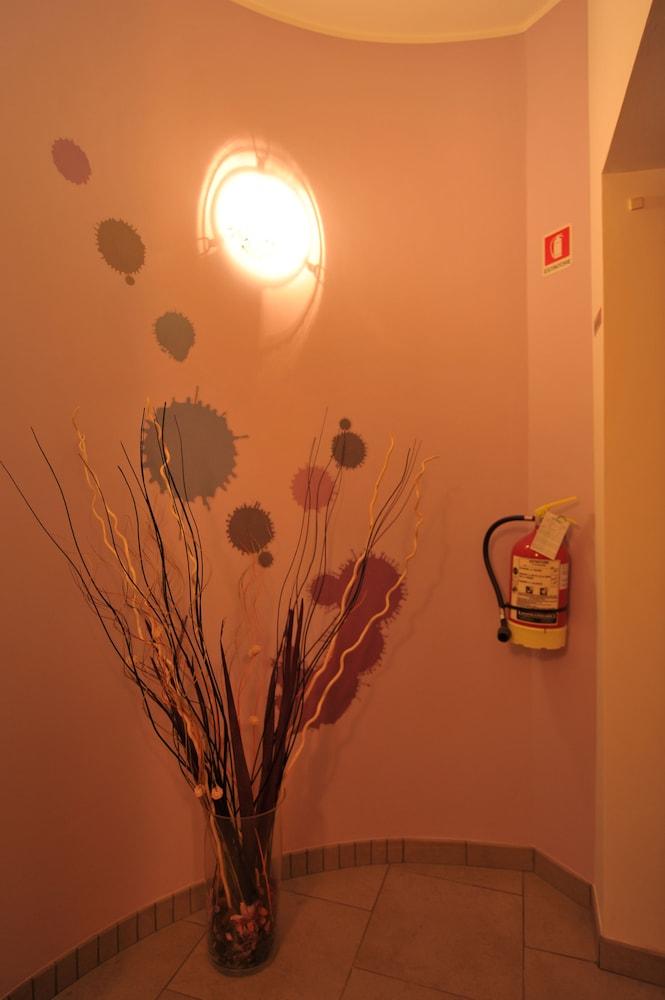 B&B Casa Der Poeta Рим Екстериор снимка